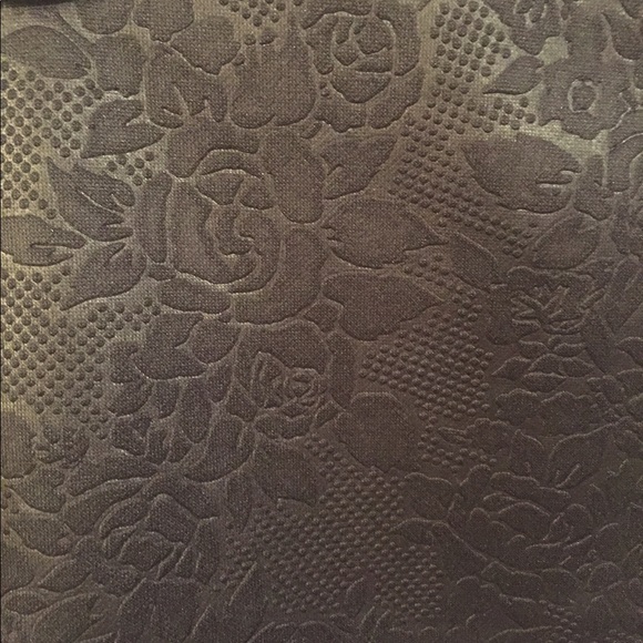 Black mini skirt - Picture 2 of 2